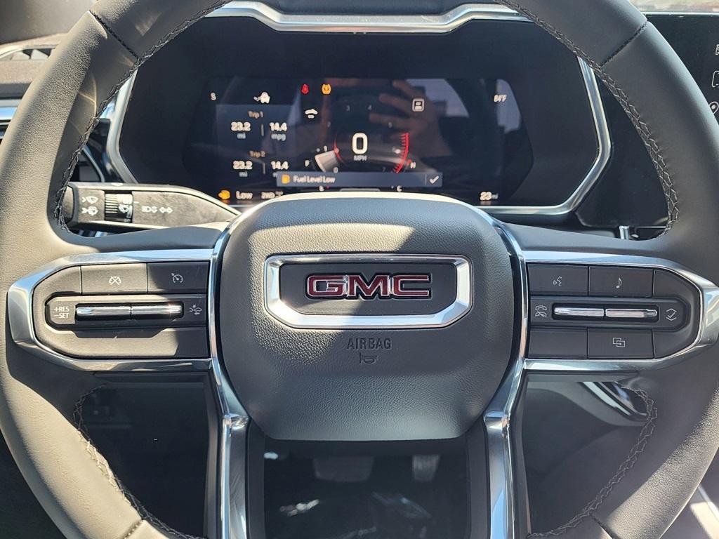 new 2025 GMC Canyon car, priced at $47,890