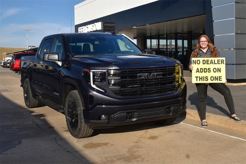 new 2025 GMC Sierra 1500 car, priced at $59,280