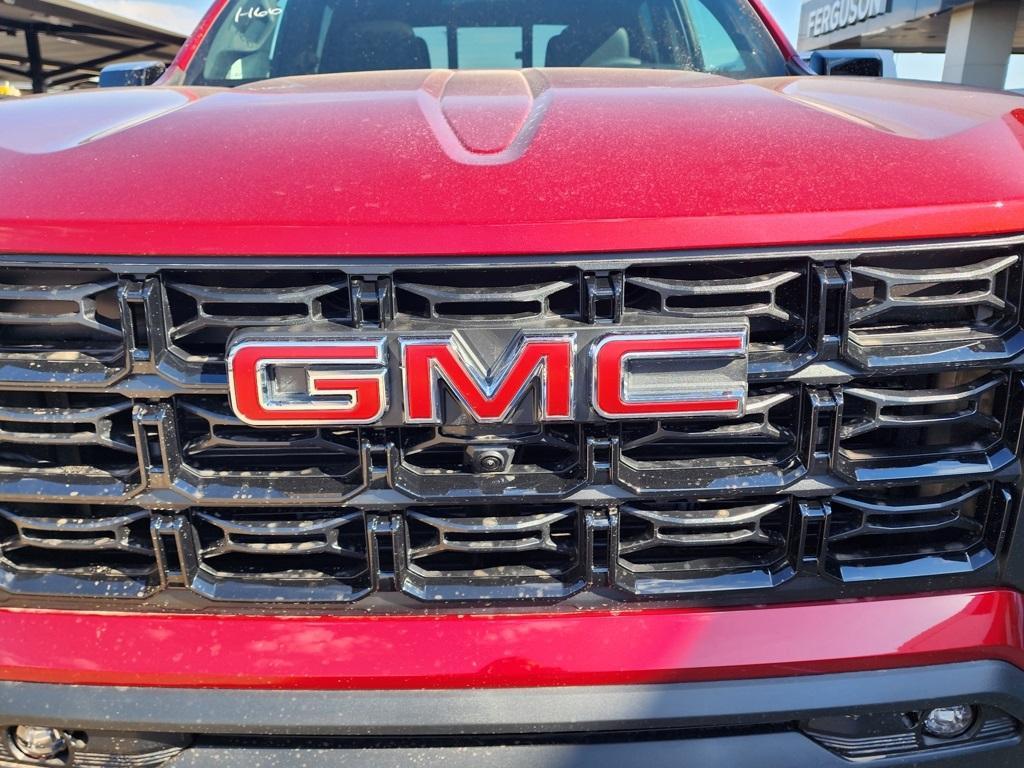 new 2025 GMC Canyon car, priced at $48,040