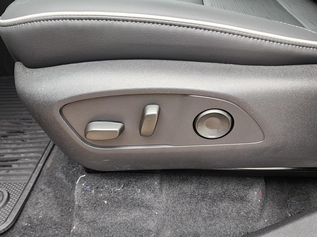 new 2026 Buick Enclave car, priced at $52,800