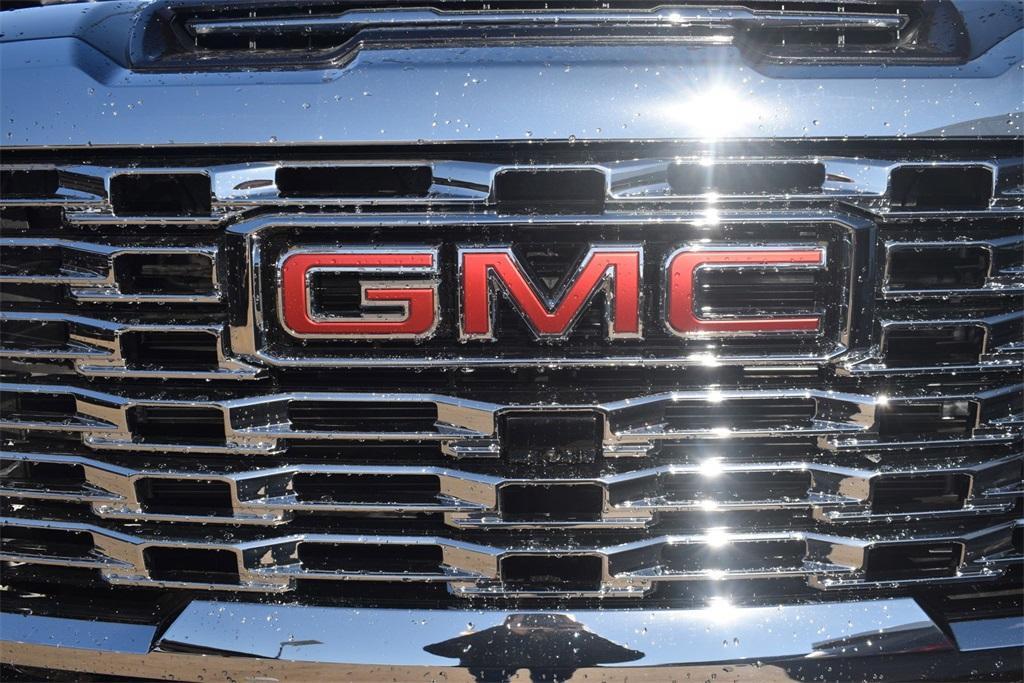 new 2025 GMC Sierra 2500 car, priced at $85,760