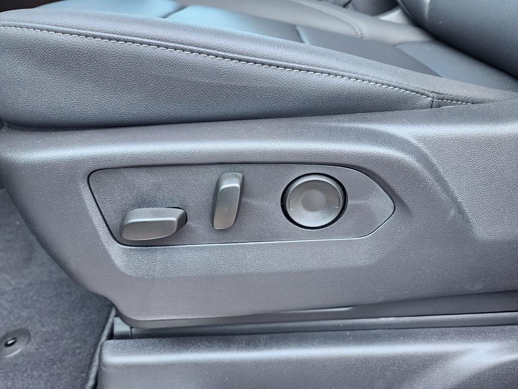 new 2025 GMC Sierra 1500 car, priced at $58,525