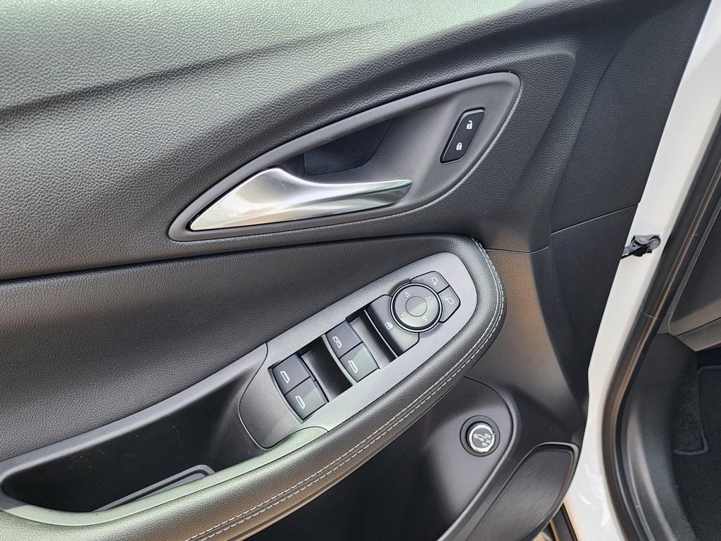new 2026 Buick Encore GX car, priced at $25,385
