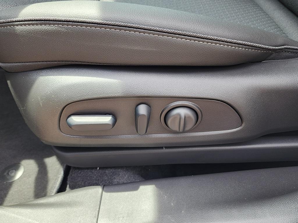 new 2026 Buick Encore GX car, priced at $25,385