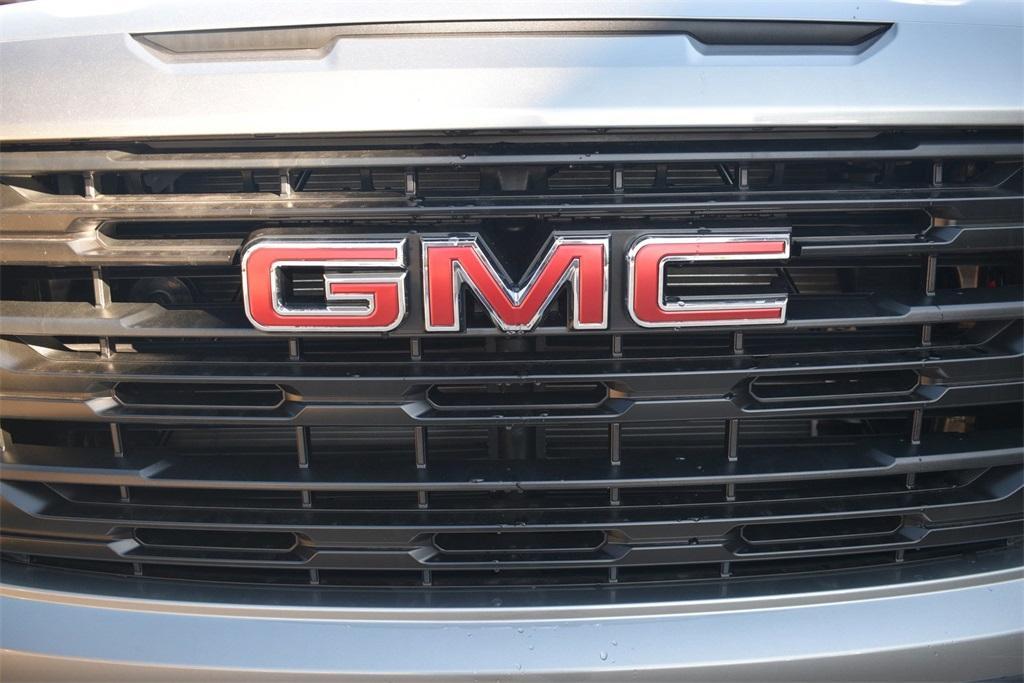 new 2025 GMC Sierra 1500 car, priced at $50,080