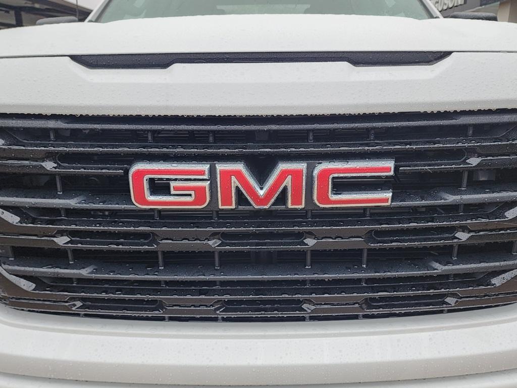 new 2026 GMC Sierra 1500 car, priced at $53,630
