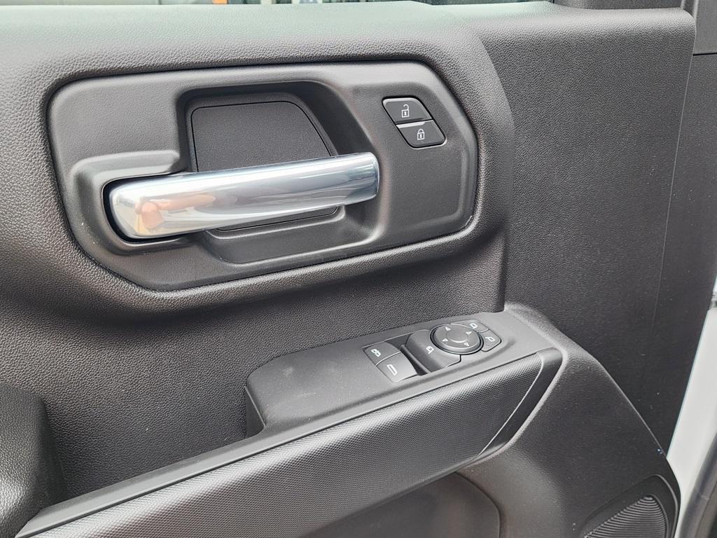 new 2025 GMC Sierra 2500 car, priced at $50,480