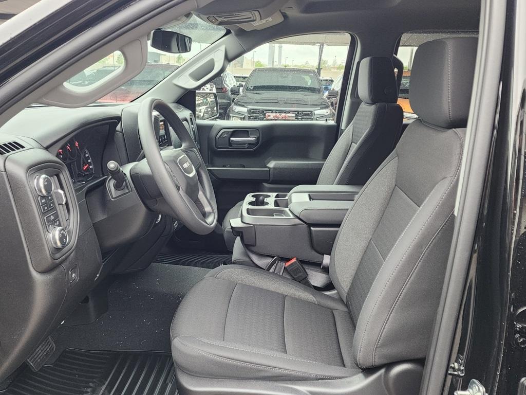 new 2025 GMC Sierra 1500 car, priced at $51,250