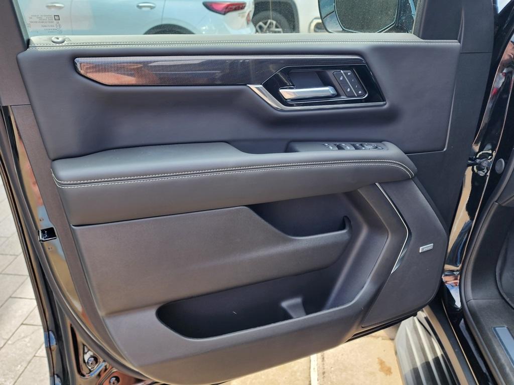 new 2025 GMC Yukon car, priced at $79,755