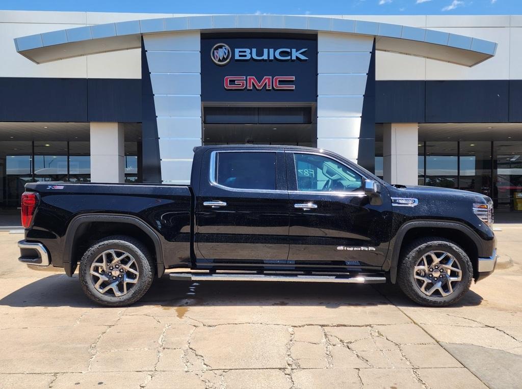 new 2025 GMC Sierra 1500 car, priced at $56,525
