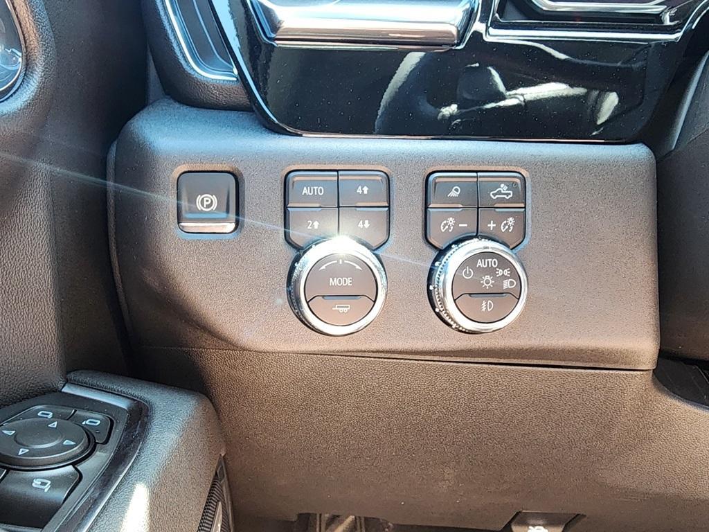 new 2025 GMC Sierra 1500 car, priced at $56,525
