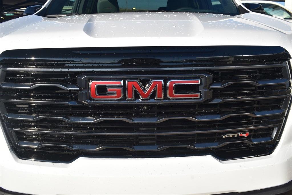 new 2025 GMC Acadia car, priced at $51,095