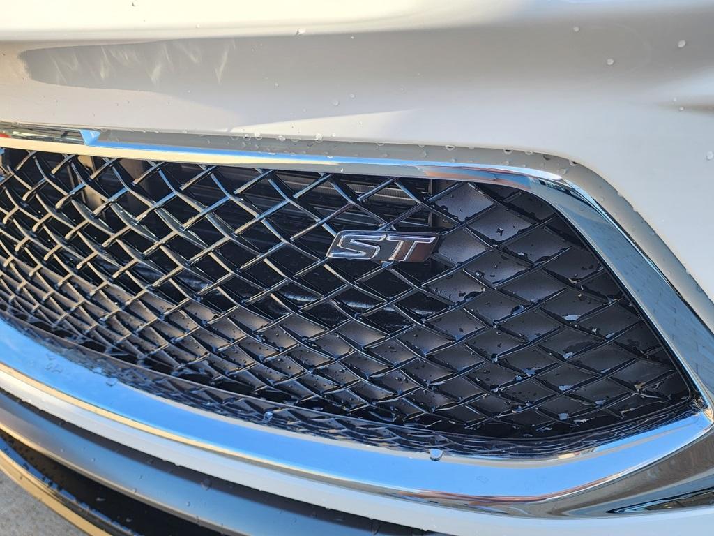 new 2026 Buick Encore GX car, priced at $28,280