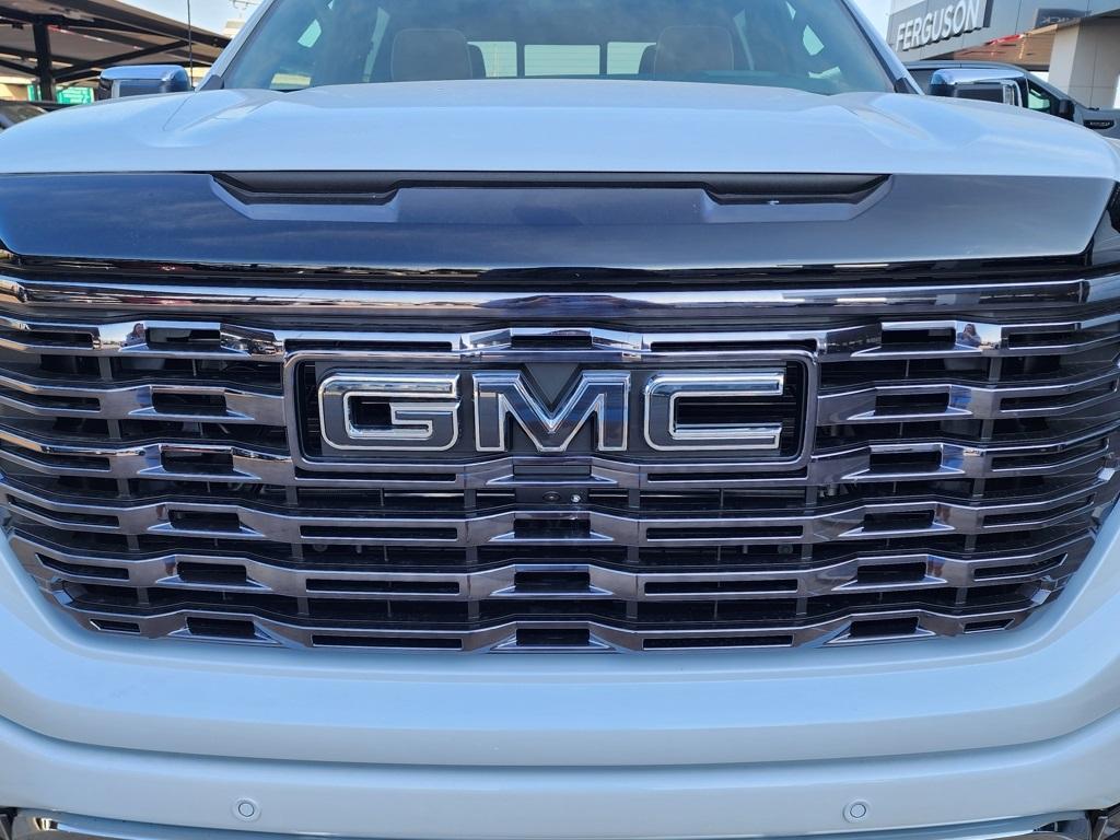 new 2026 GMC Sierra 1500 car, priced at $82,755