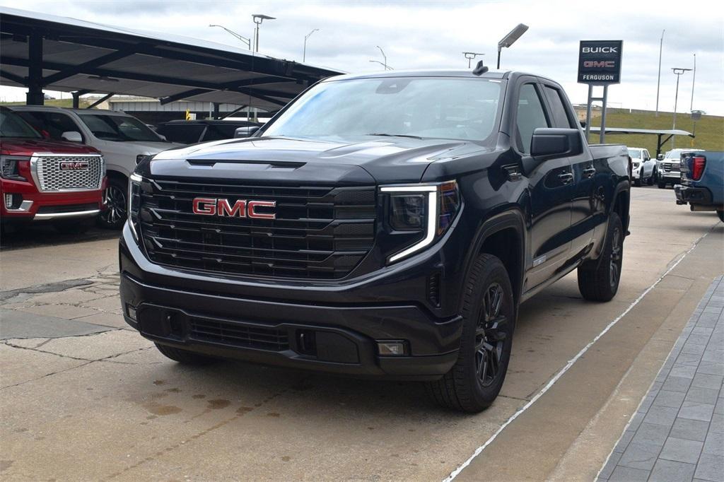 new 2025 GMC Sierra 1500 car, priced at $48,290