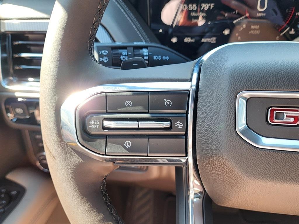 new 2025 GMC Yukon XL car, priced at $77,770