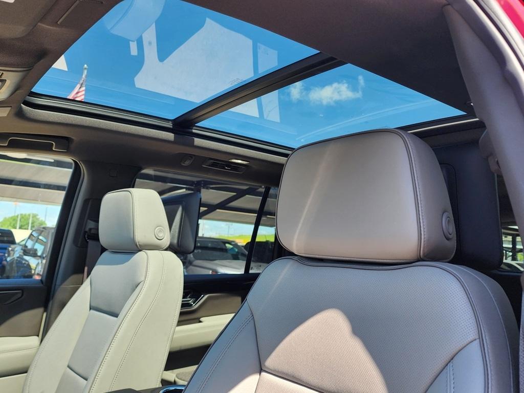 new 2025 GMC Yukon XL car, priced at $77,770