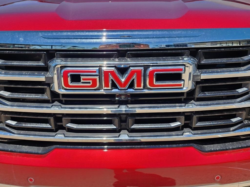 new 2025 GMC Acadia car, priced at $51,680