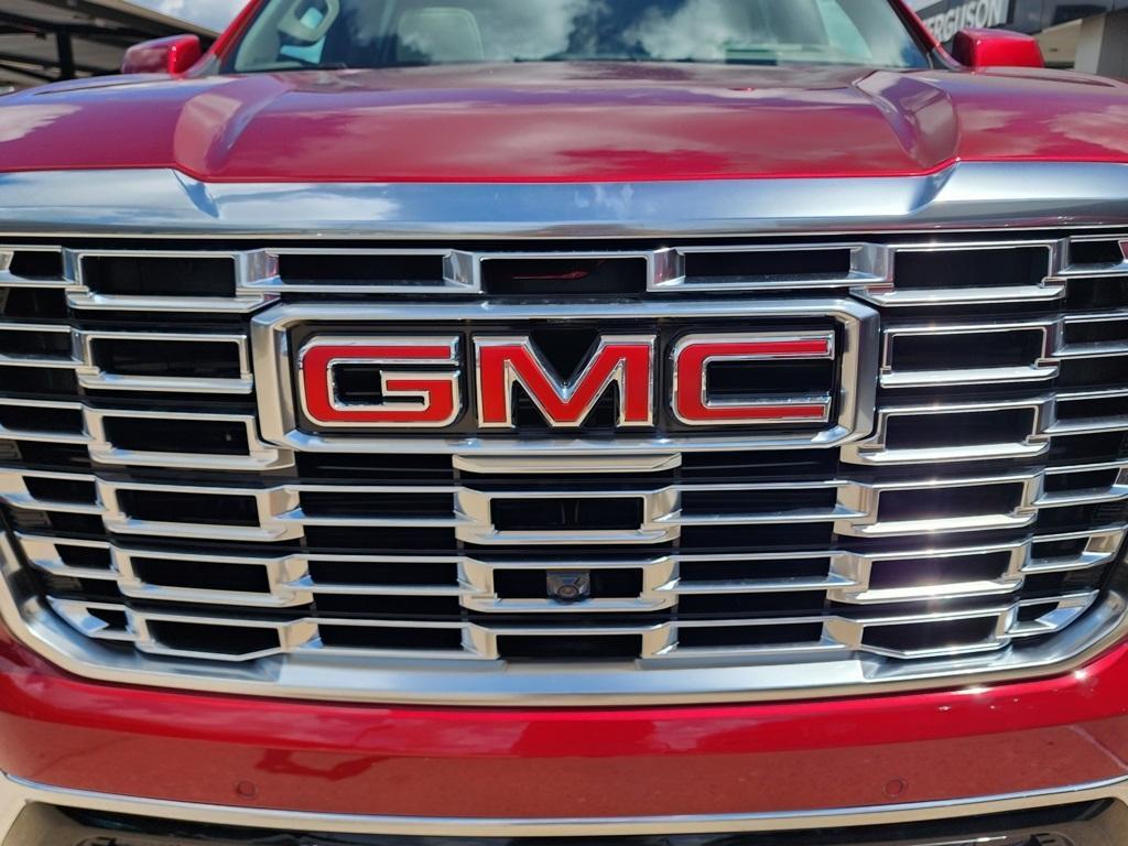 new 2025 GMC Yukon car, priced at $94,225