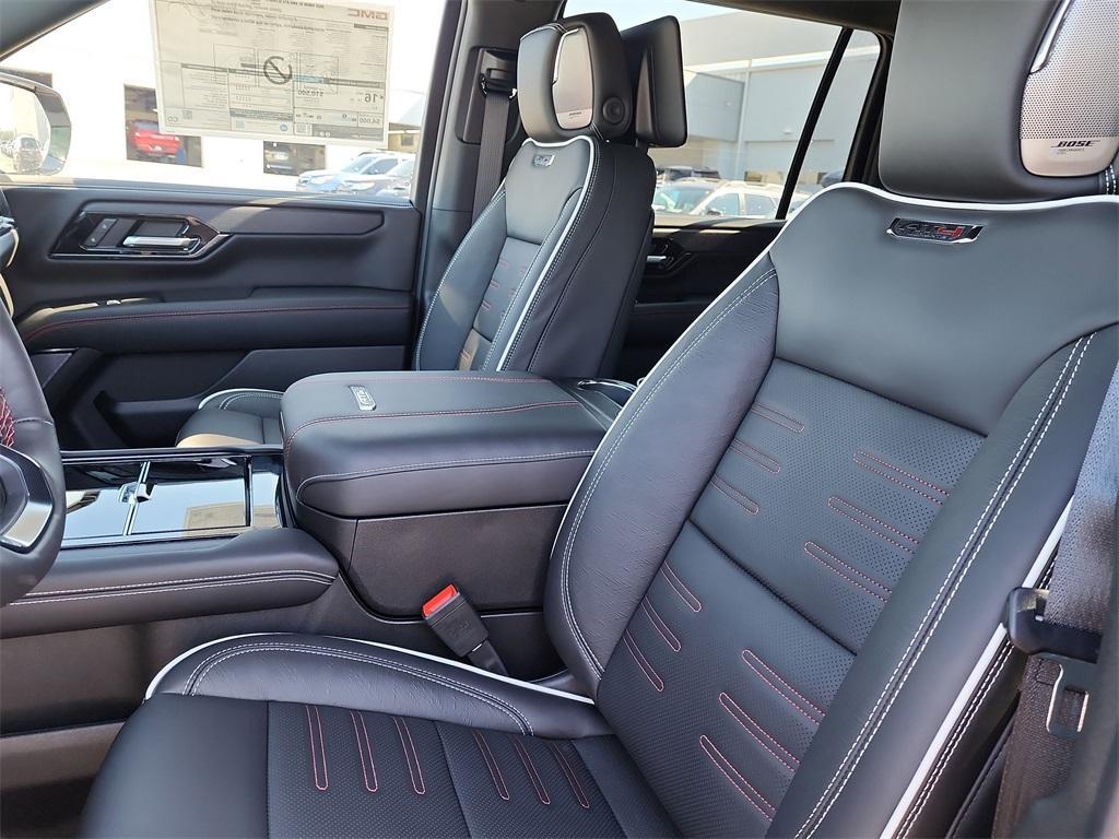 new 2025 GMC Yukon XL car, priced at $96,590