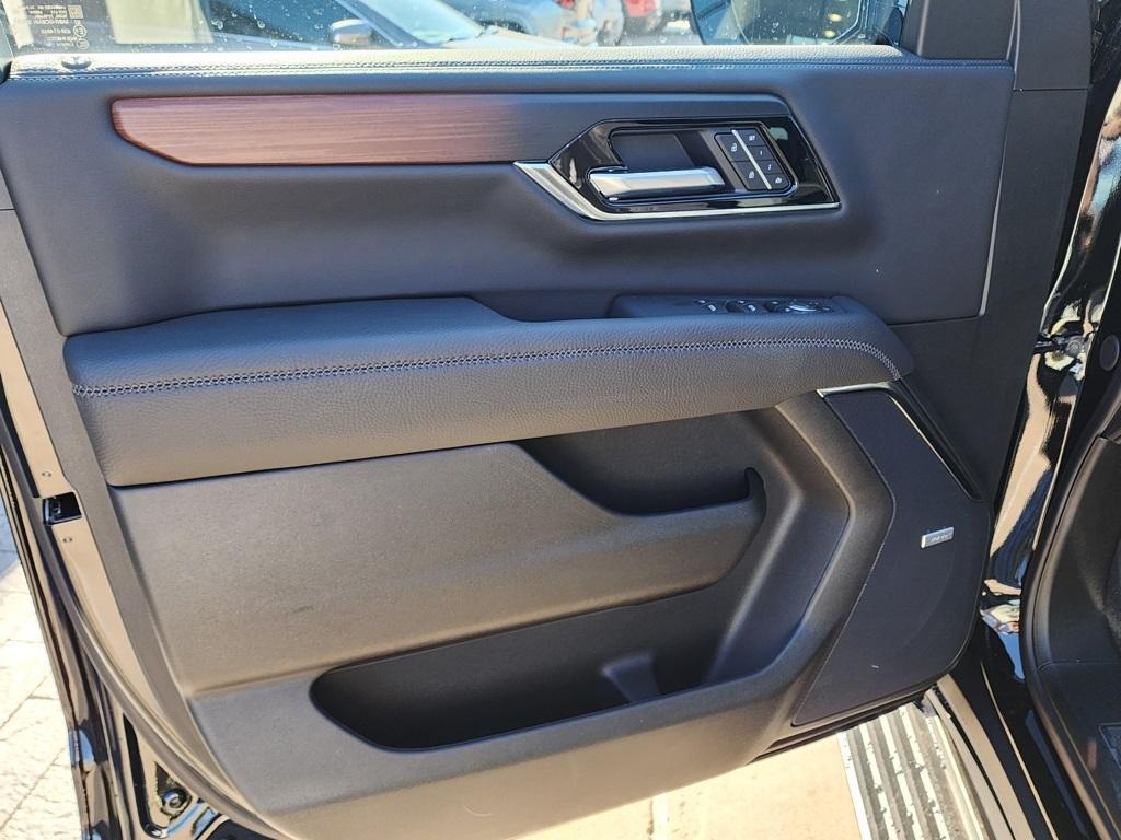 new 2026 GMC Yukon XL car, priced at $93,330