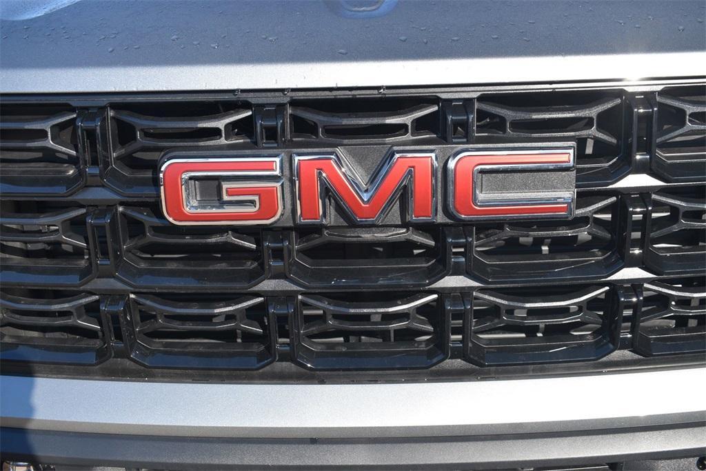 new 2025 GMC Canyon car, priced at $40,125