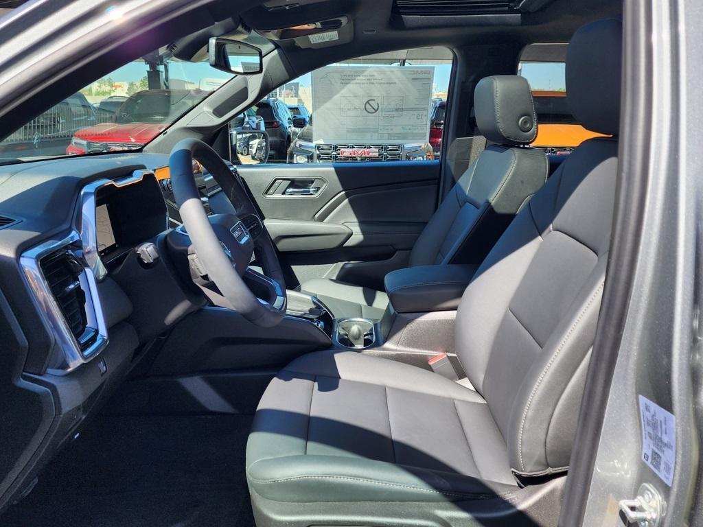 new 2025 GMC Canyon car, priced at $47,890