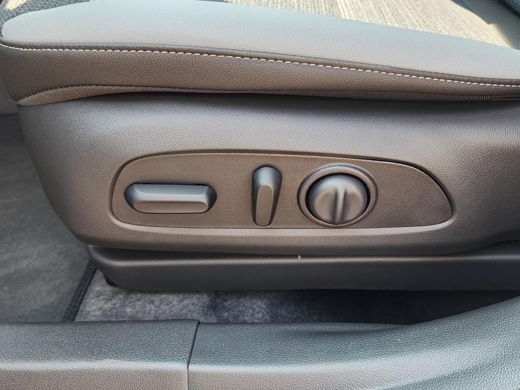 new 2026 Buick Envista car, priced at $26,985