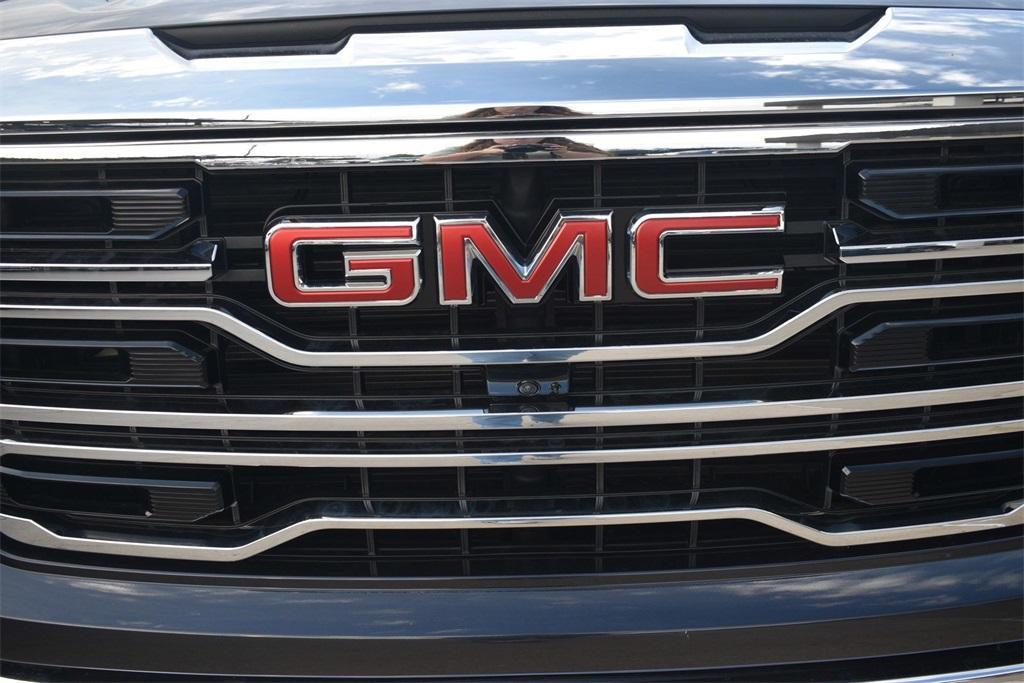 new 2025 GMC Sierra 1500 car, priced at $57,075