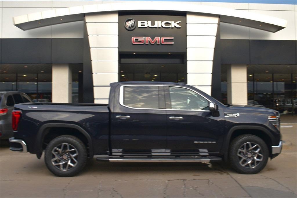 new 2025 GMC Sierra 1500 car, priced at $57,075