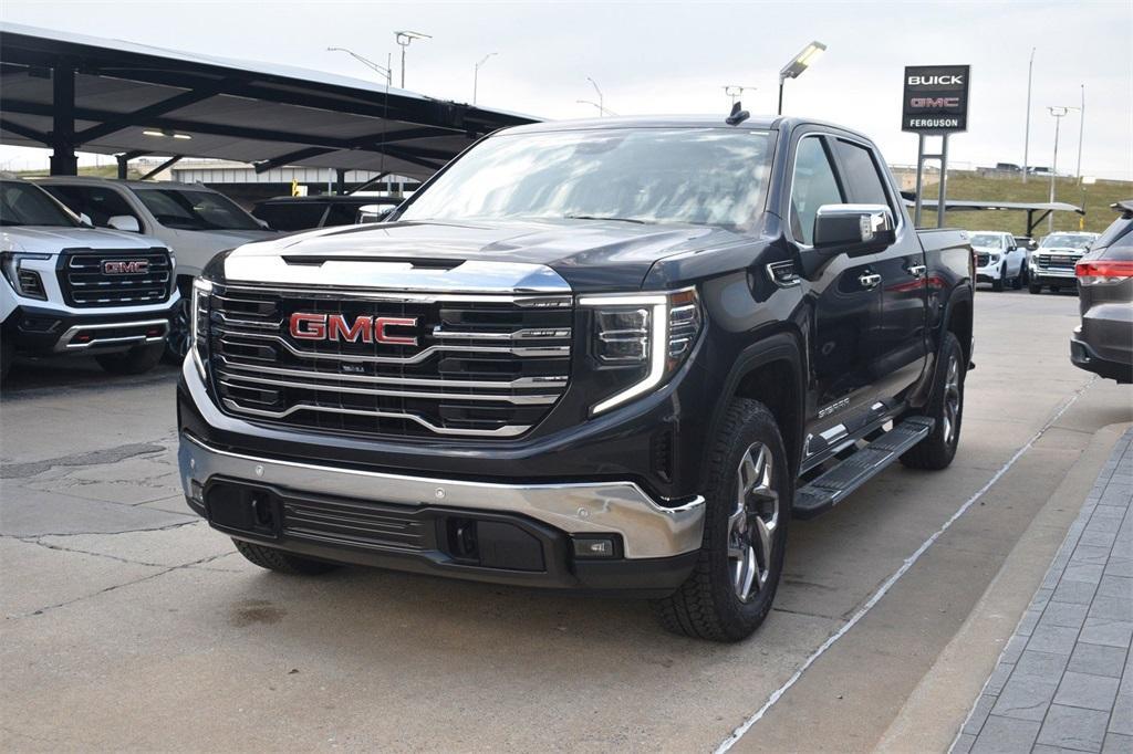 new 2025 GMC Sierra 1500 car, priced at $57,075