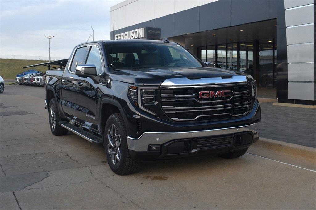 new 2025 GMC Sierra 1500 car, priced at $57,075