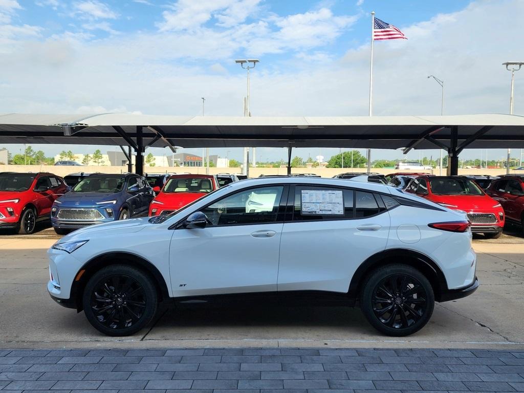 new 2025 Buick Envista car, priced at $28,770