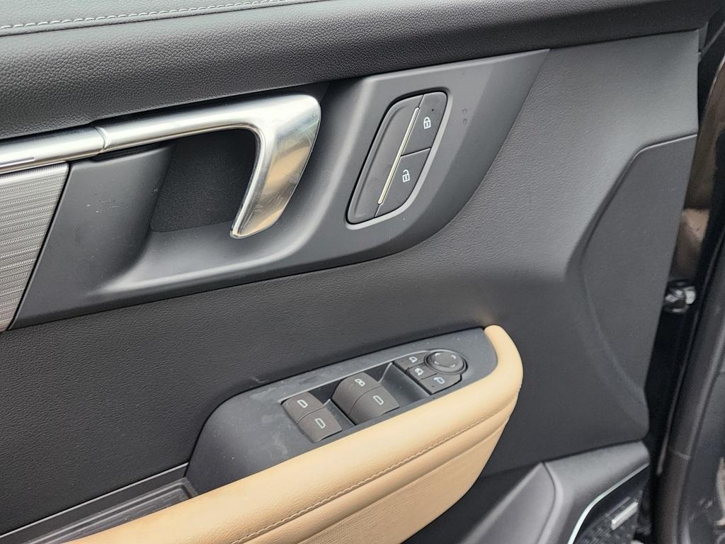 new 2025 Buick Enclave car, priced at $45,540