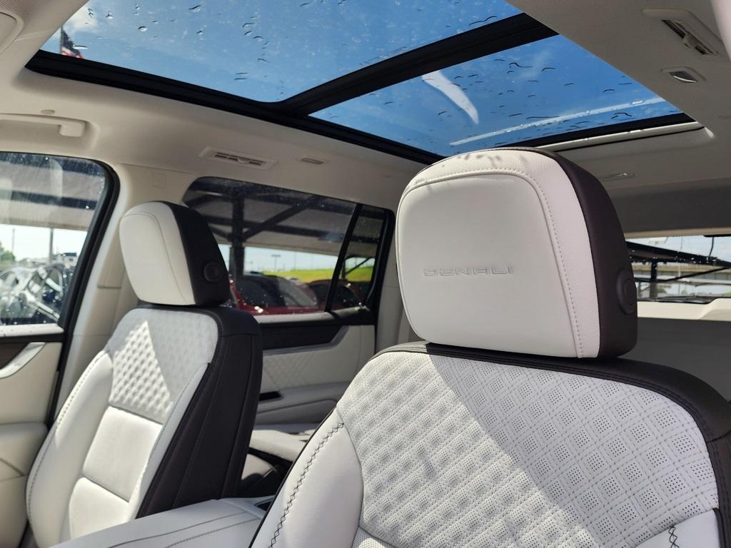 new 2025 GMC Acadia car, priced at $60,710