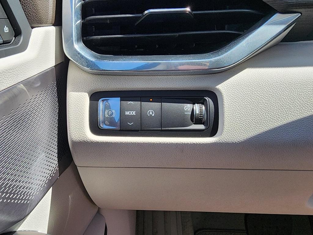 new 2025 GMC Acadia car, priced at $60,710