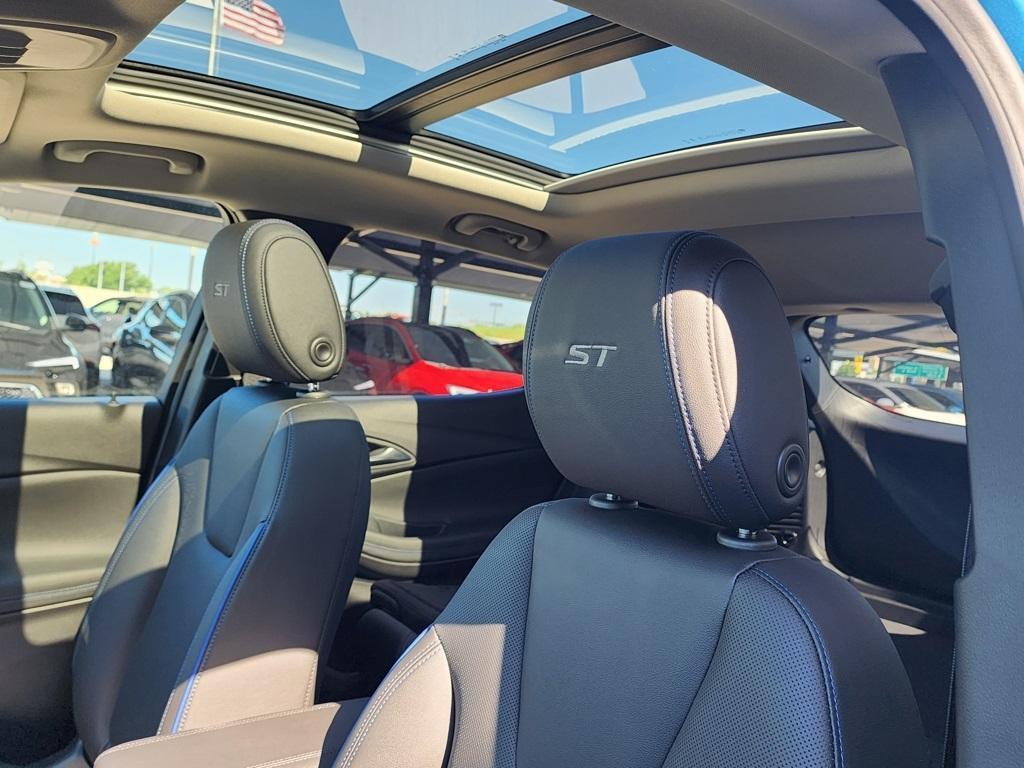 new 2026 Buick Encore GX car, priced at $26,370