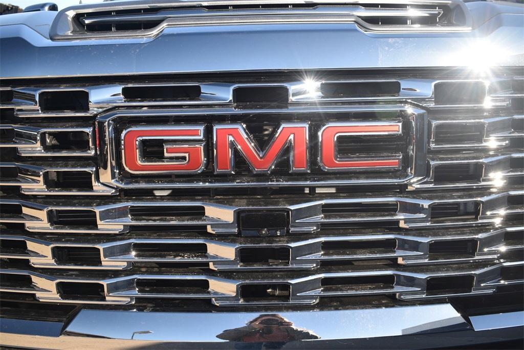 new 2025 GMC Sierra 2500 car, priced at $85,860