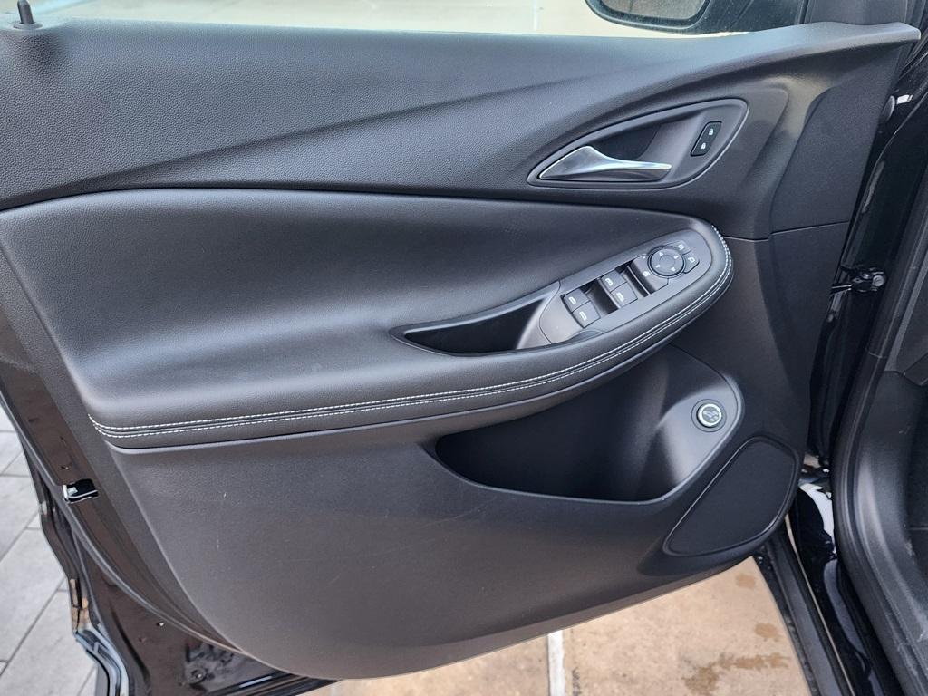 new 2026 Buick Encore GX car, priced at $25,275
