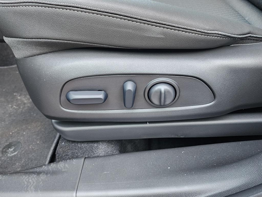 new 2026 Buick Encore GX car, priced at $25,275