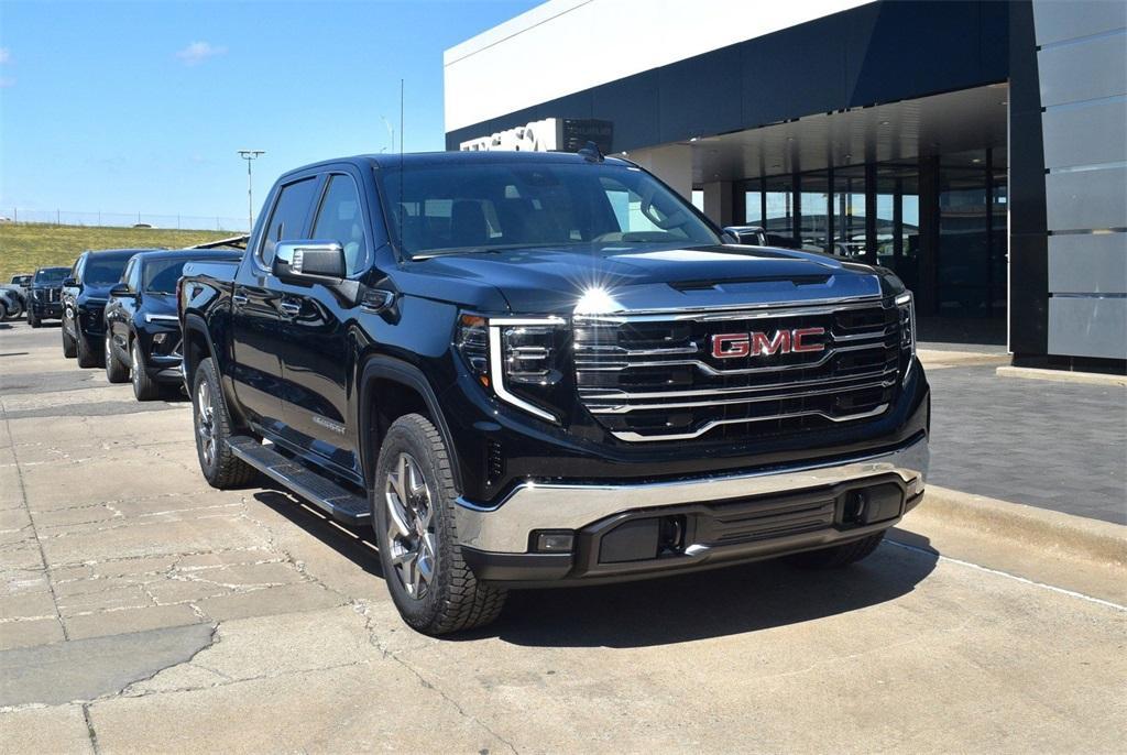 new 2025 GMC Sierra 1500 car, priced at $59,290