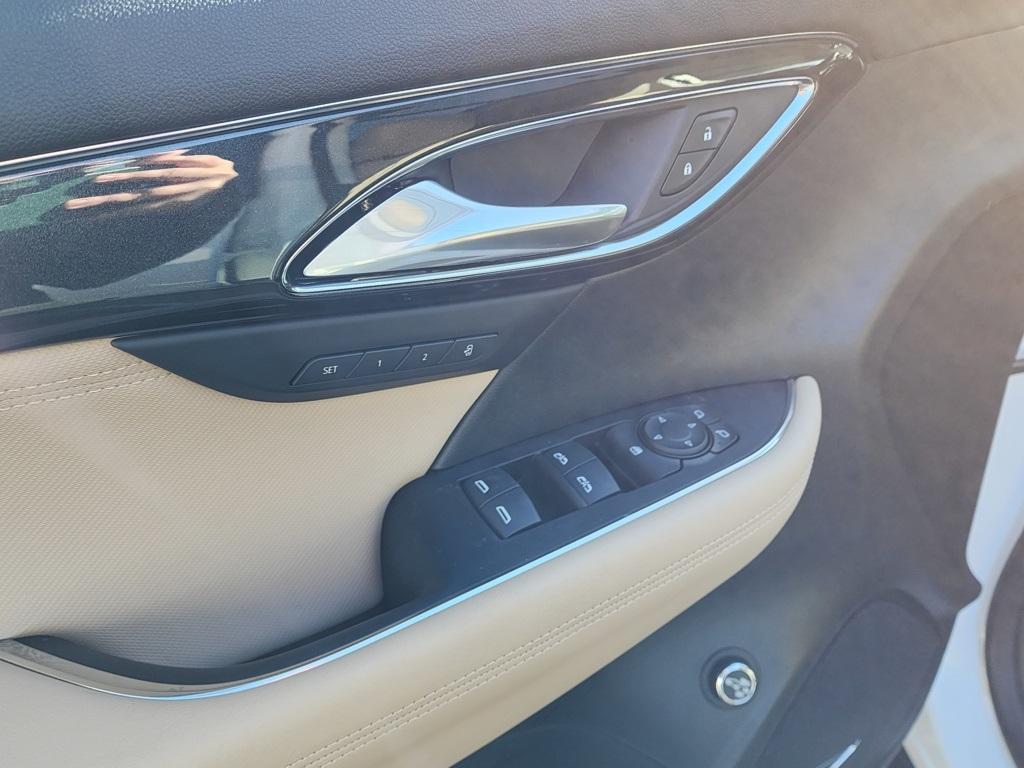 new 2025 Buick Envision car, priced at $40,335