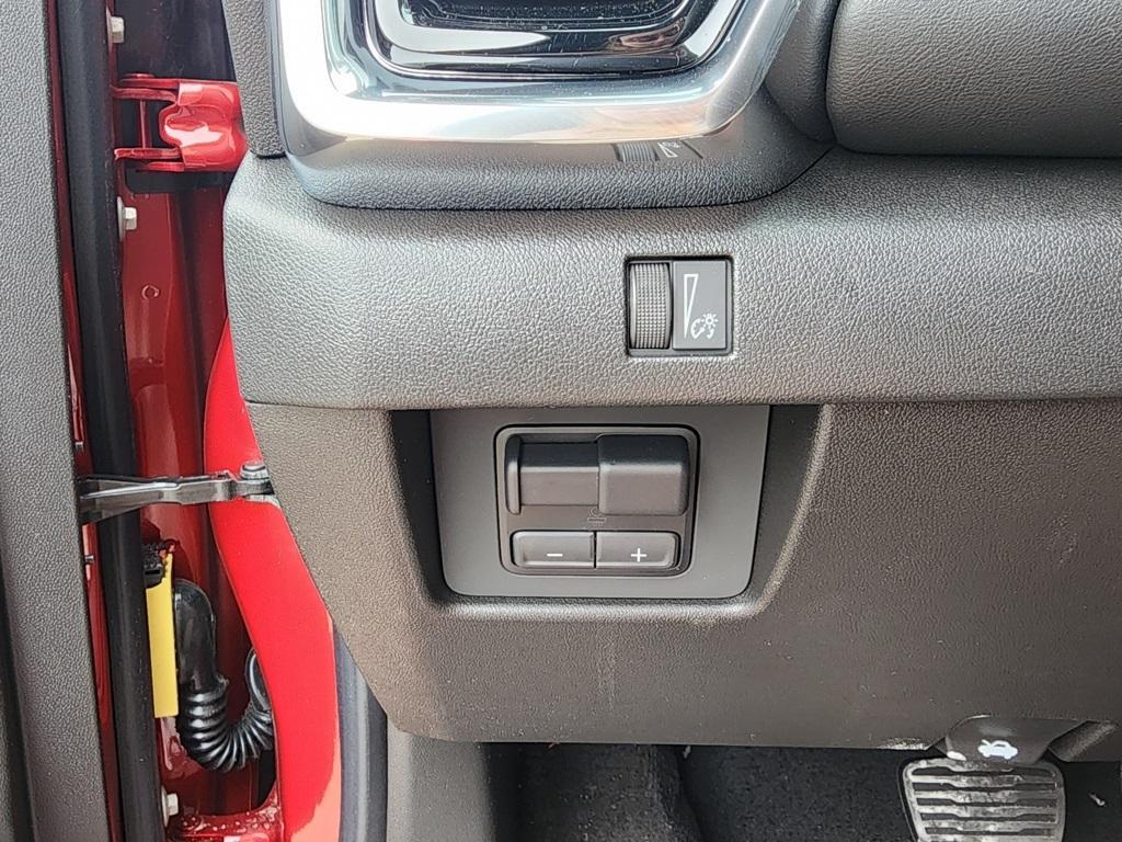new 2025 GMC Canyon car, priced at $43,775