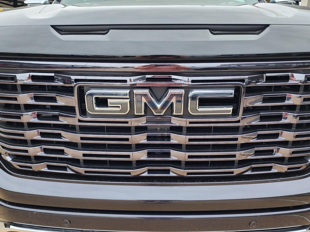 new 2025 GMC Sierra 1500 car, priced at $79,054