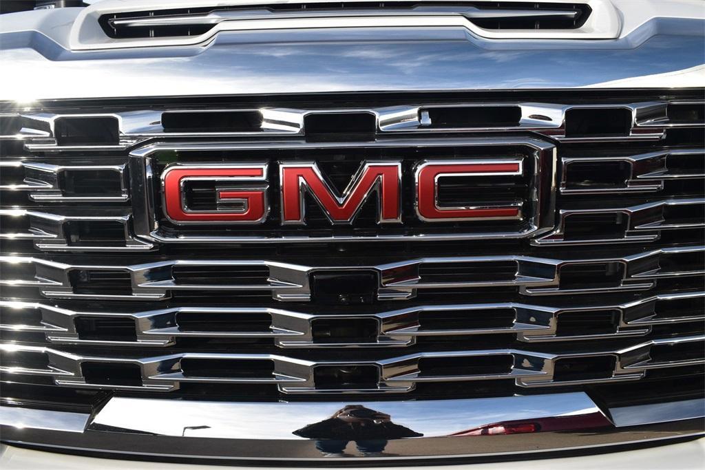 new 2025 GMC Sierra 2500 car, priced at $83,220