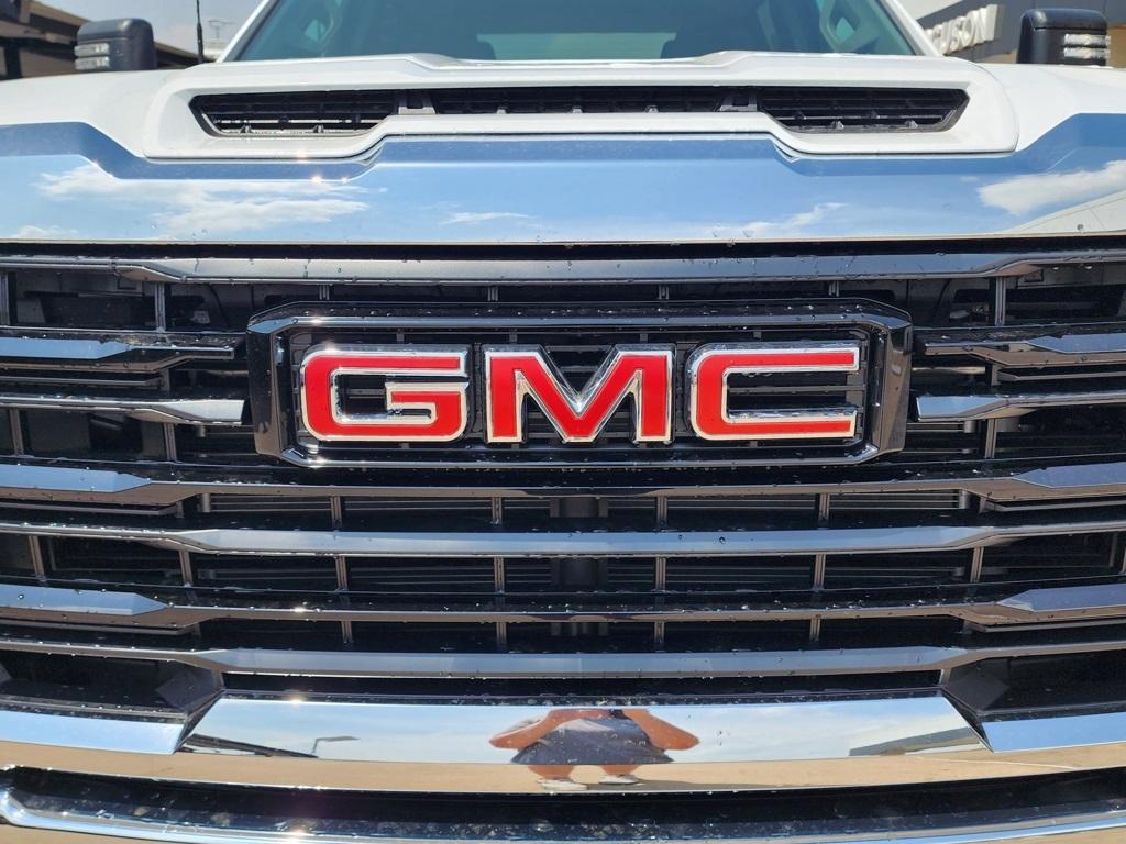 new 2025 GMC Sierra 2500 car, priced at $54,505