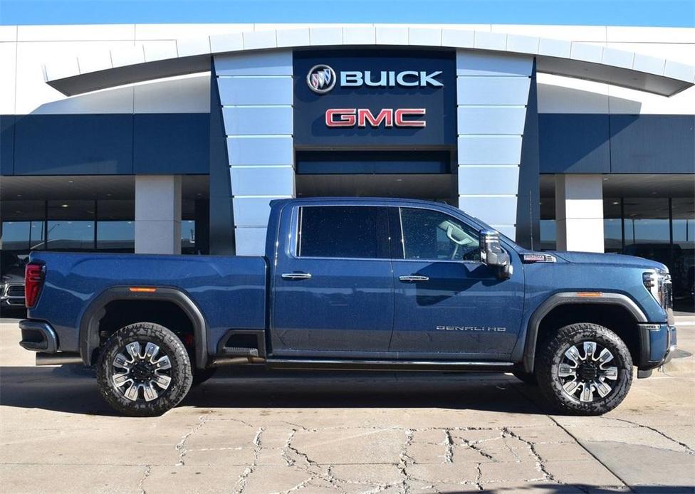 new 2025 GMC Sierra 2500 car, priced at $85,315