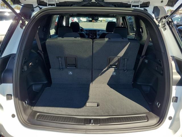 new 2025 Jeep Grand Cherokee L car, priced at $33,677