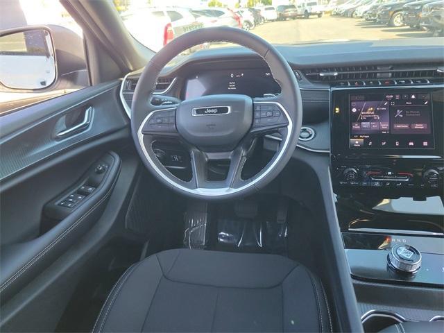 new 2025 Jeep Grand Cherokee L car, priced at $33,677
