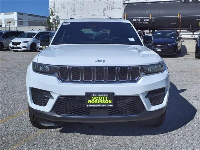 new 2024 Jeep Grand Cherokee car, priced at $31,833